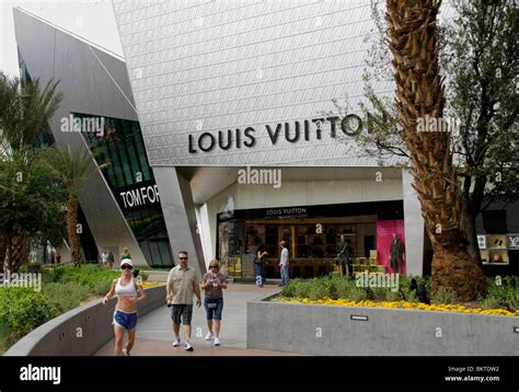 louis vuitton las vegas sale|las vegas louis vuitton outlet.